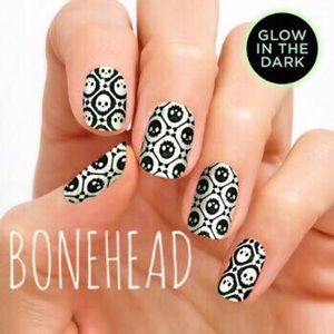 Color Street Nail Strips - Bonehead